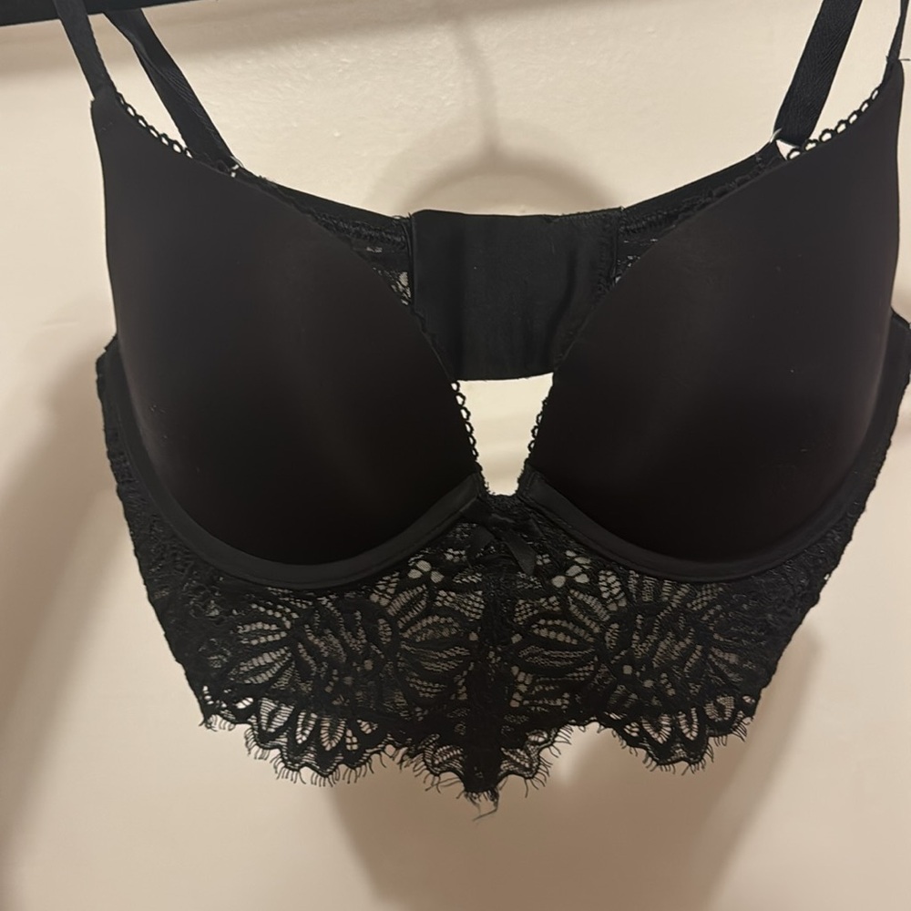 Black lace push-up bra